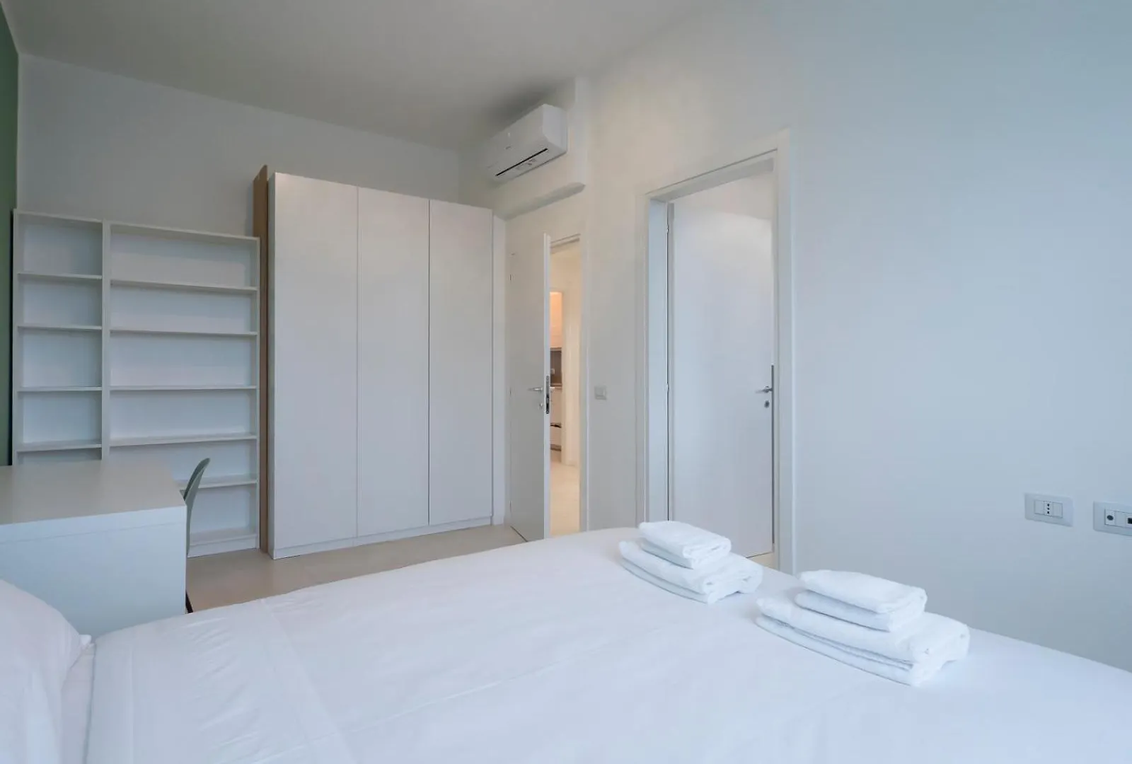 I Host Apartment - Lodovico Il Moro 105-4 Milan