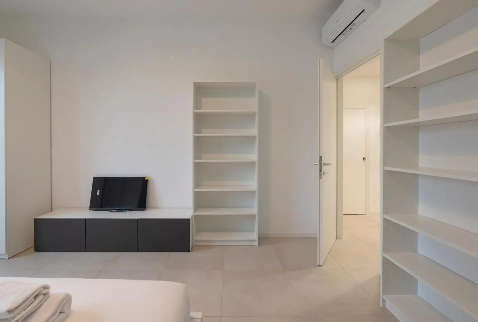 I Host Apartment - Lodovico Il Moro 105-4 Milan